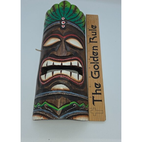 Chesapeak Bay Hand-Carved Wooden Tuki Mask. - Picture 3 of 4